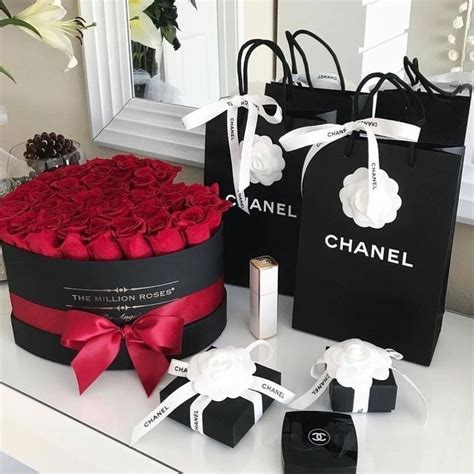 luxury birthday gifts for her|expensive christmas presents for her.